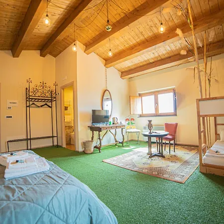 Boscoscuro Farm stay