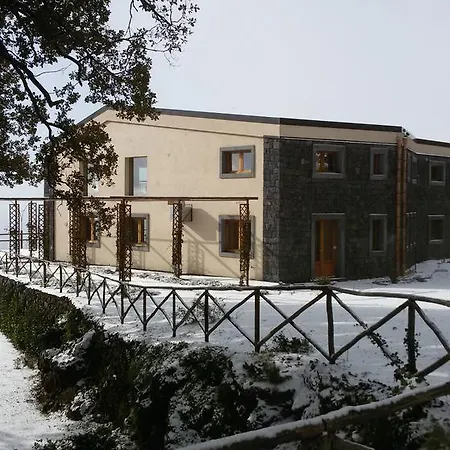 Farm stay Boscoscuro Ragalna